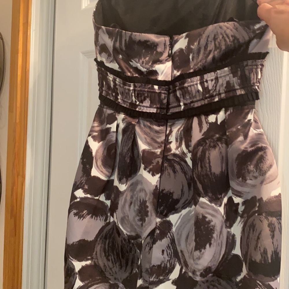 NWT BCBG MaxAzria strapless dress. Size 6. - Picture 5 of 8